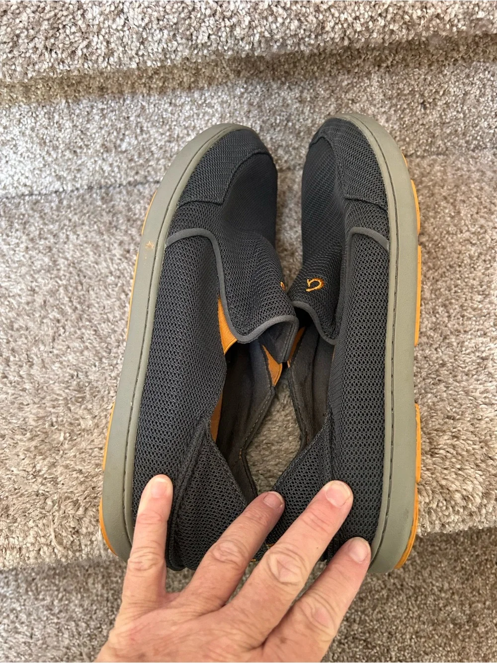 Olukai NOHEA Mesh Slip On Mesh Loafer Comfort Men’s shoes. US 10. Comfort. Light